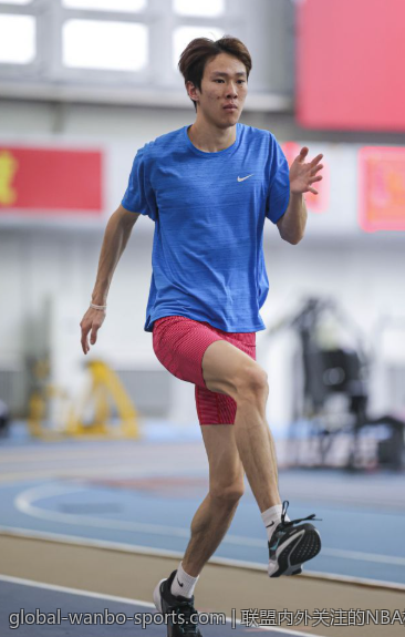 联盟内外关注的NBA核心交易消息
